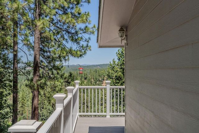 21140 Vista Amorosa Ct, Pine Grove, CA 95665