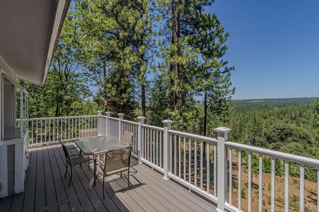 21140 Vista Amorosa Ct, Pine Grove, CA 95665