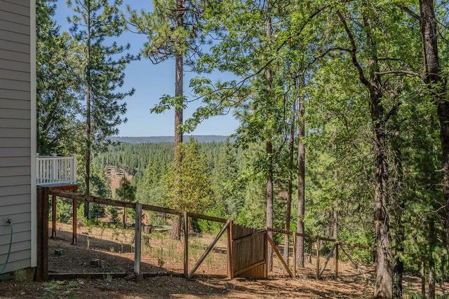 21140 Vista Amorosa Ct, Pine Grove, CA 95665