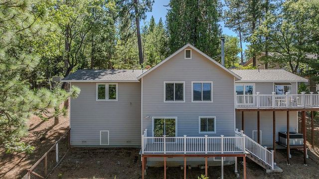 21140 Vista Amorosa Ct, Pine Grove, CA 95665