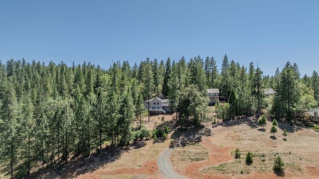 21140 Vista Amorosa Ct, Pine Grove, CA 95665