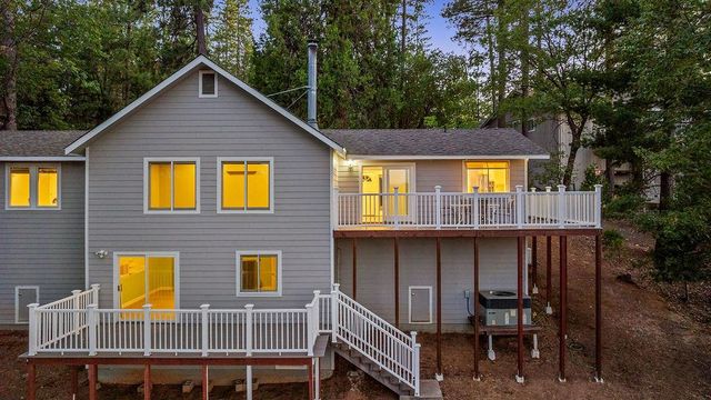 21140 Vista Amorosa Ct, Pine Grove, CA 95665