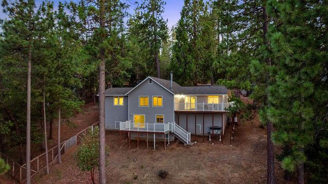 21140 Vista Amorosa Ct, Pine Grove, CA 95665