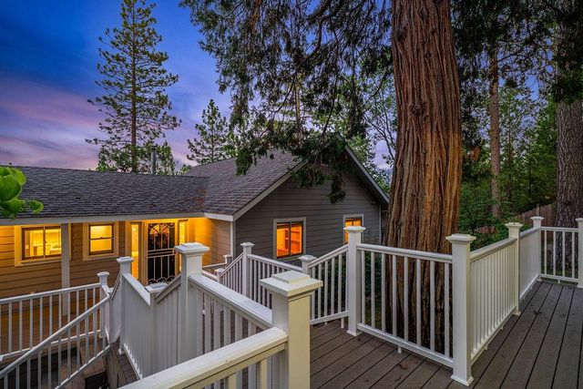 21140 Vista Amorosa Ct, Pine Grove, CA 95665