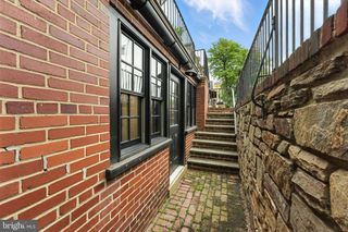 135 E STATE ST, Kennett Square, PA 19348