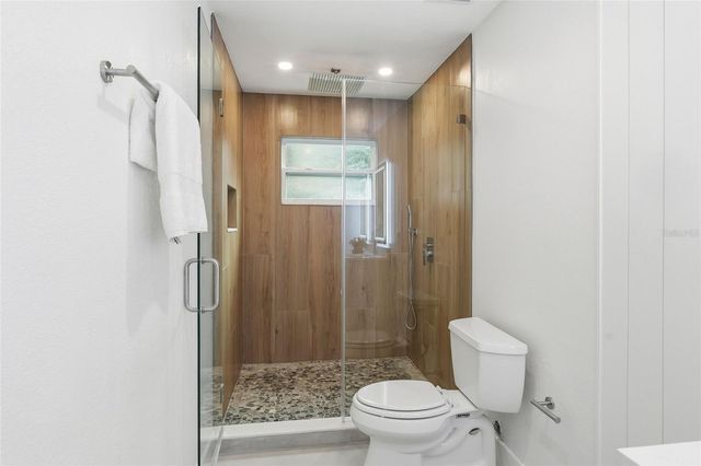 404 BRYAN OAK AVENUE, Brandon, FL 33511