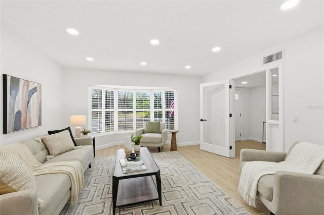 404 BRYAN OAK AVENUE, Brandon, FL 33511