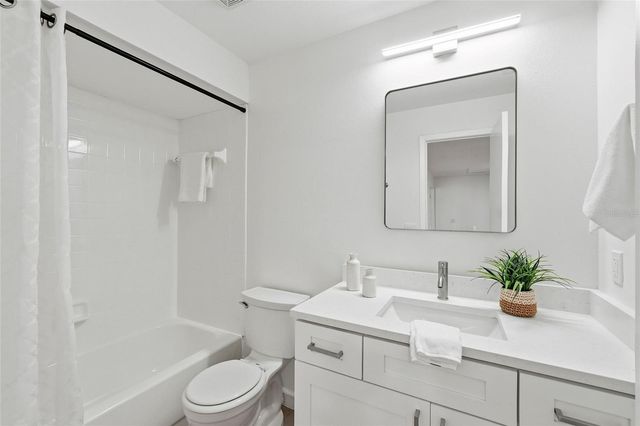 404 BRYAN OAK AVENUE, Brandon, FL 33511