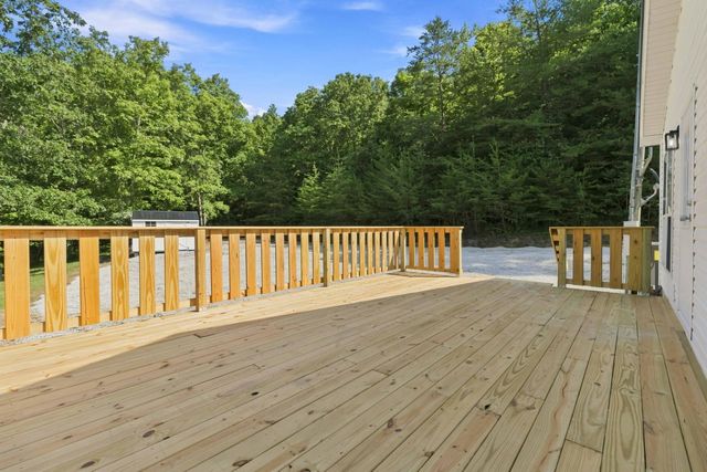 144 R.L Colyer Road, Somerset, KY 42501