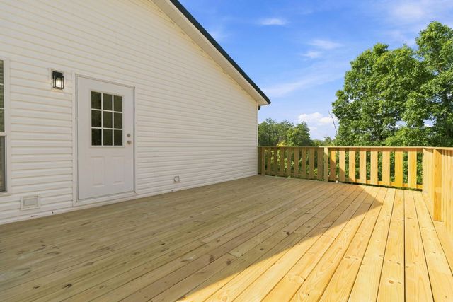 144 R.L Colyer Road, Somerset, KY 42501