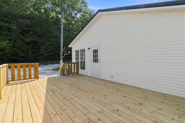 144 R.L Colyer Road, Somerset, KY 42501