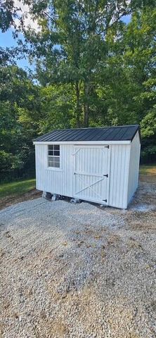 144 R.L Colyer Road, Somerset, KY 42501