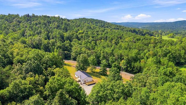 144 R.L Colyer Road, Somerset, KY 42501