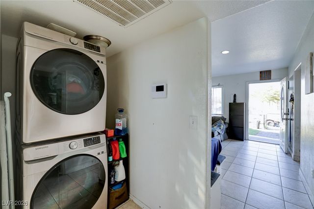 3693 Hilo Avenue, Las Vegas, NV 89104