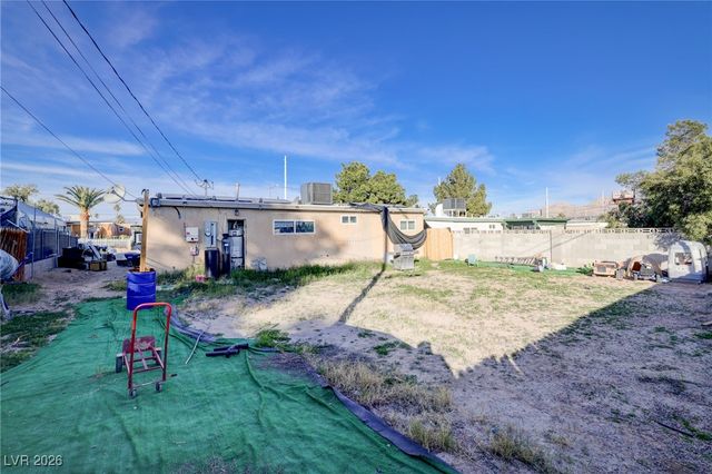 3693 Hilo Avenue, Las Vegas, NV 89104