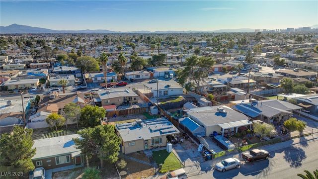 3693 Hilo Avenue, Las Vegas, NV 89104