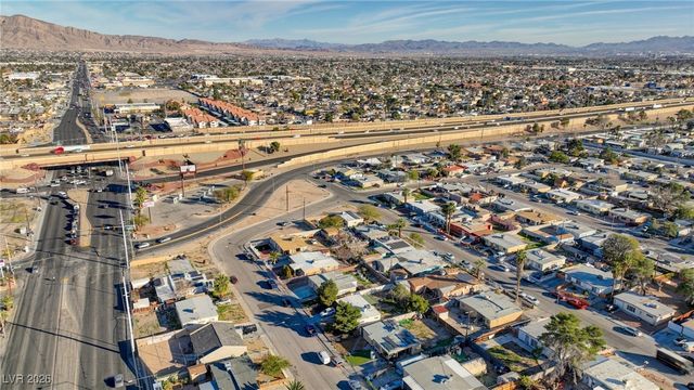 3693 Hilo Avenue, Las Vegas, NV 89104