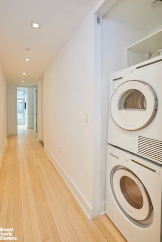 5 E 44th St Apt 11, New York City, NY 10017