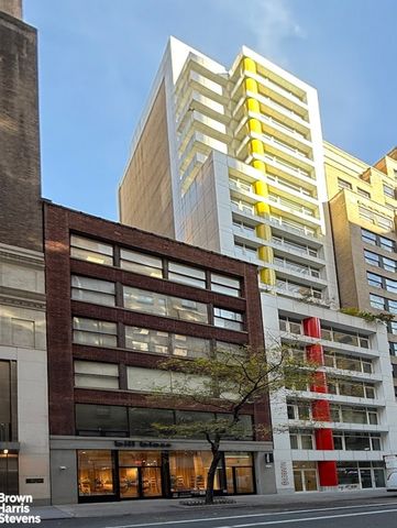 5 E 44th St Apt 11, New York City, NY 10017