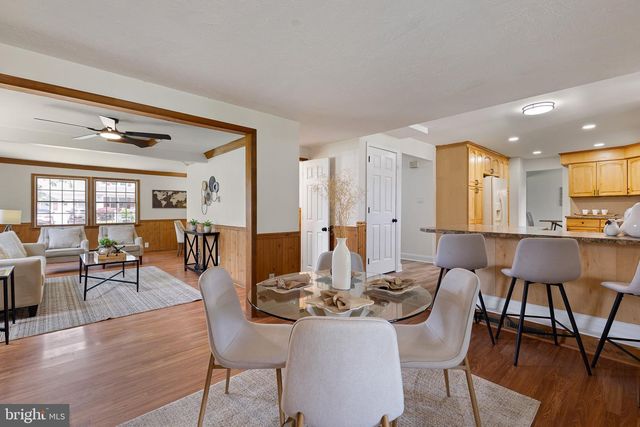 13 BLACK RD, New Castle, DE 19720