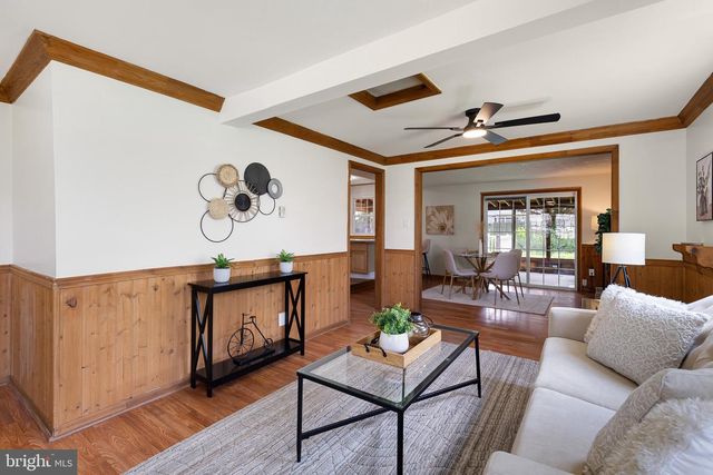 13 BLACK RD, New Castle, DE 19720