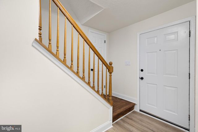 13 BLACK RD, New Castle, DE 19720
