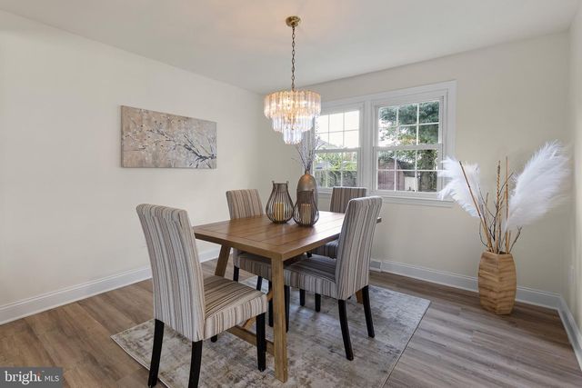 13 BLACK RD, New Castle, DE 19720