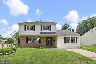 13 BLACK RD, New Castle, DE 19720