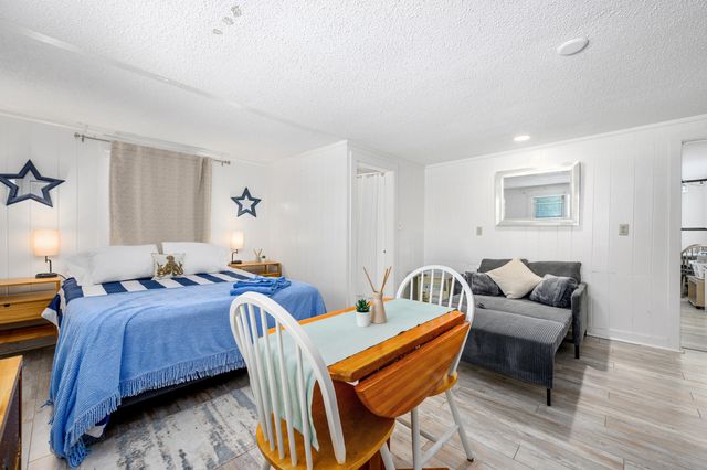 194 Captain Chase Road UNIT 3, Dennis Port, MA 02639