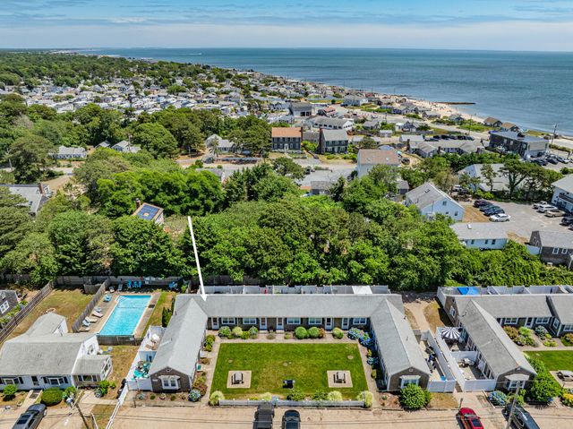 194 Captain Chase Road UNIT 3, Dennis Port, MA 02639
