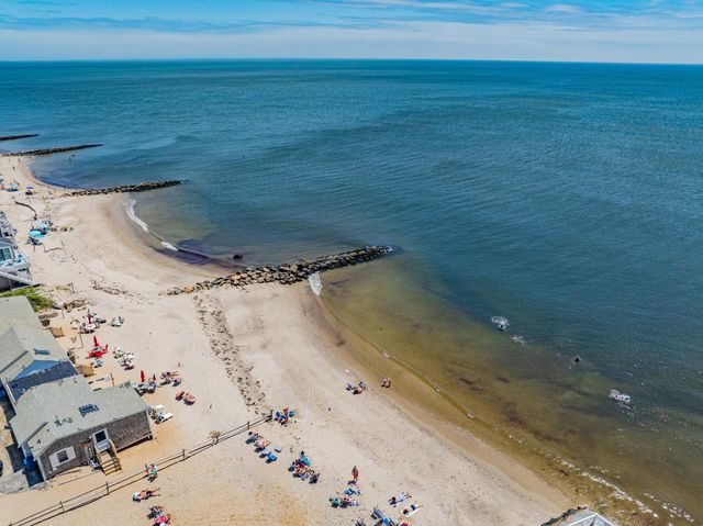 194 Captain Chase Road UNIT 3, Dennis Port, MA 02639