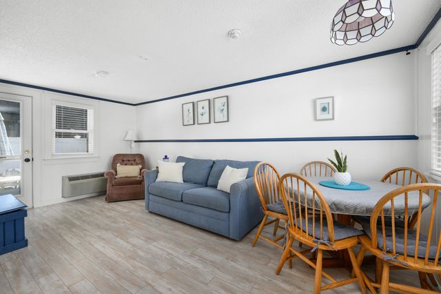 194 Captain Chase Road UNIT 3, Dennis Port, MA 02639