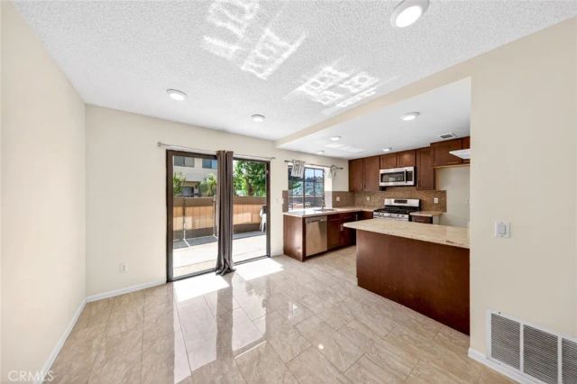 21648 Laurelrim D, Diamond Bar, CA 91765