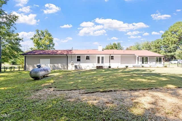 1916 Carr Creek Road, Sanford, NC 27332