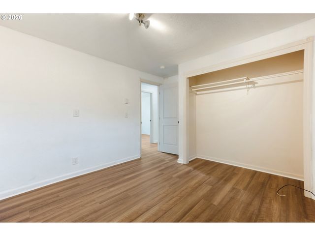 1310 W QUINALT St, Springfield, OR 97477