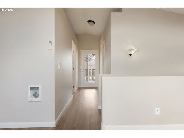 1310 W QUINALT St, Springfield, OR 97477