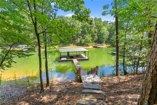 3173 Alenes Drive, Gainesville, GA 30506