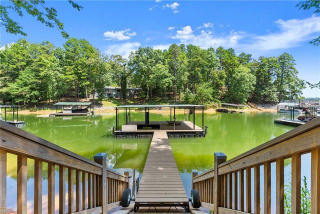 3173 Alenes Drive, Gainesville, GA 30506
