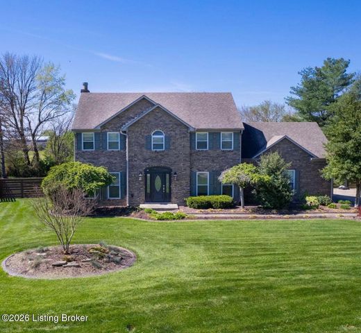 1039 Cobblestone Cir, Pioneer Village, KY 40165