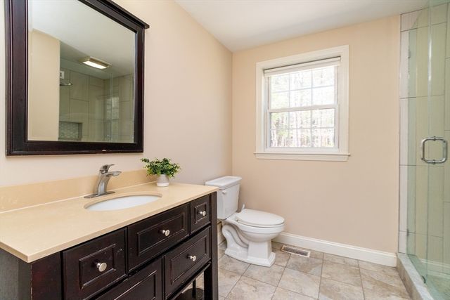 391 Franklin St 1, Hanson, MA 02341