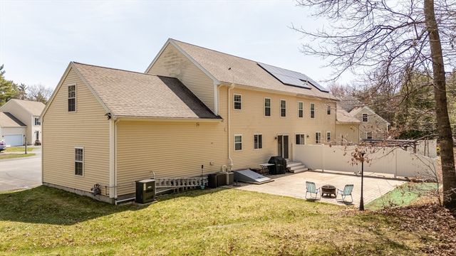 391 Franklin St 1, Hanson, MA 02341
