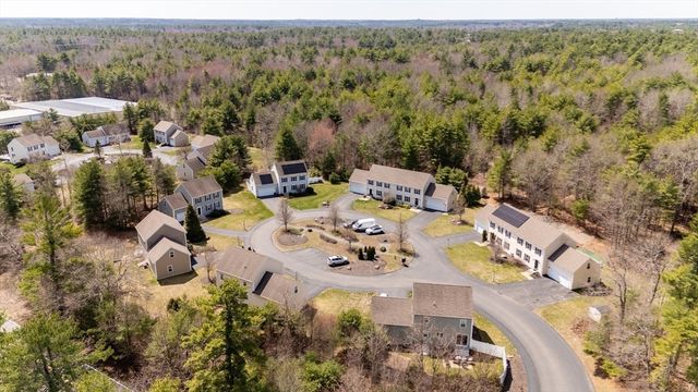 391 Franklin St 1, Hanson, MA 02341