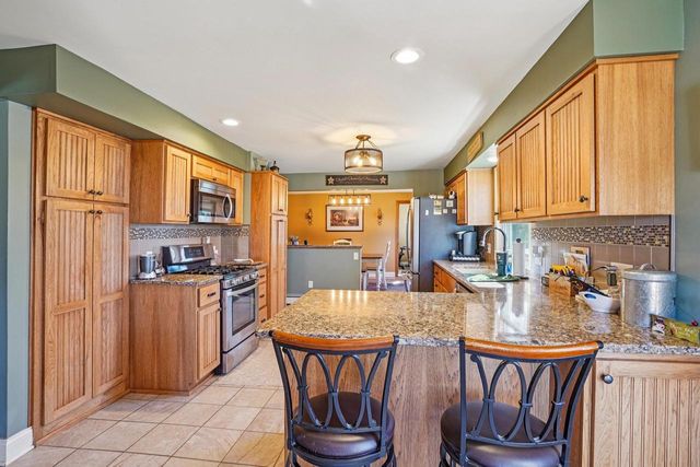 N4691 County Road HH, Mauston, WI 53948