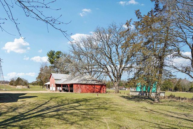 N4691 County Road HH, Mauston, WI 53948