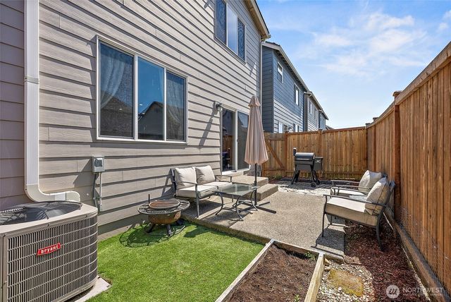 18418 107th Avenue E, Puyallup, WA 98374