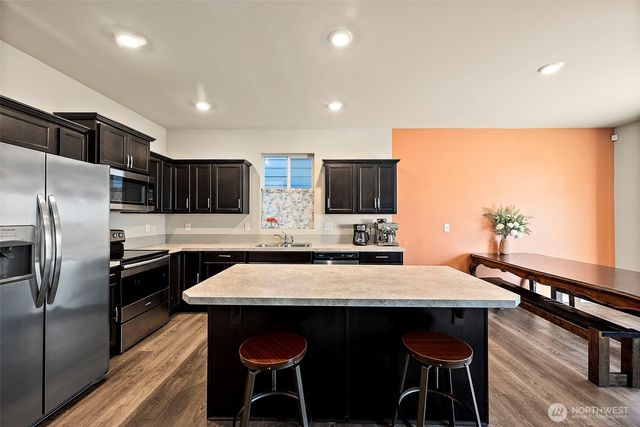 18418 107th Avenue E, Puyallup, WA 98374