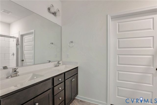 18764 Palisades Cove Trl, Moseley, VA 23120