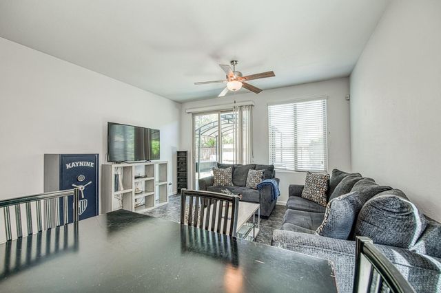 3043 Cirque Lane, Clovis, CA 93619