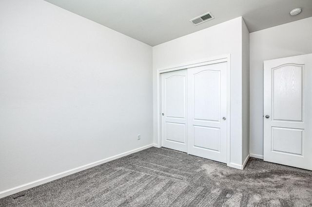 3043 Cirque Lane, Clovis, CA 93619