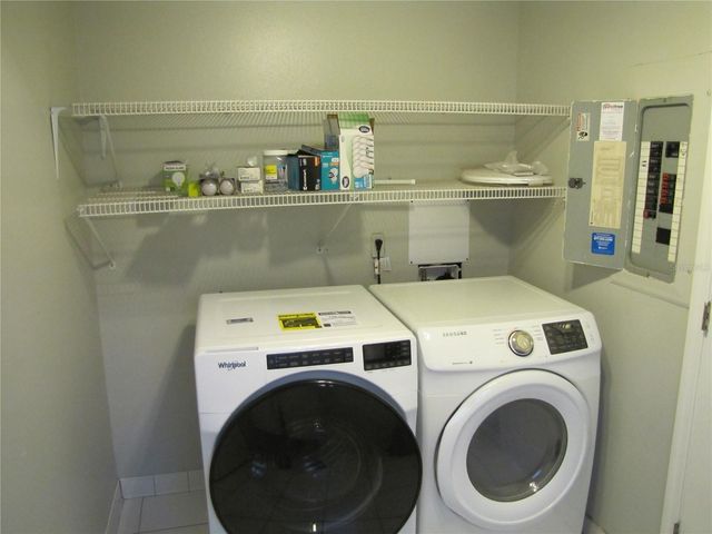 7807 N MATANZAS AVENUE, Tampa, FL 33614